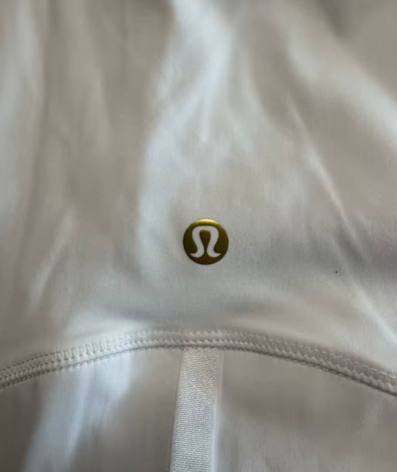 Define Lulu white and gold